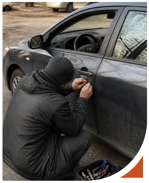 Профессиональное вскрытие автомобиля Тойота без повреждений в Кумертау